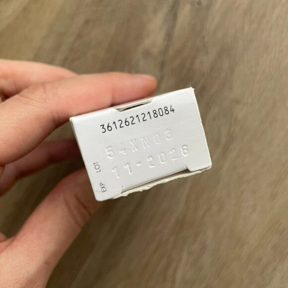 Set 3 La roche posay Bar Soap, Nutritic Lips, BARRIER REPAIRING BALM - Picture 2 of 5